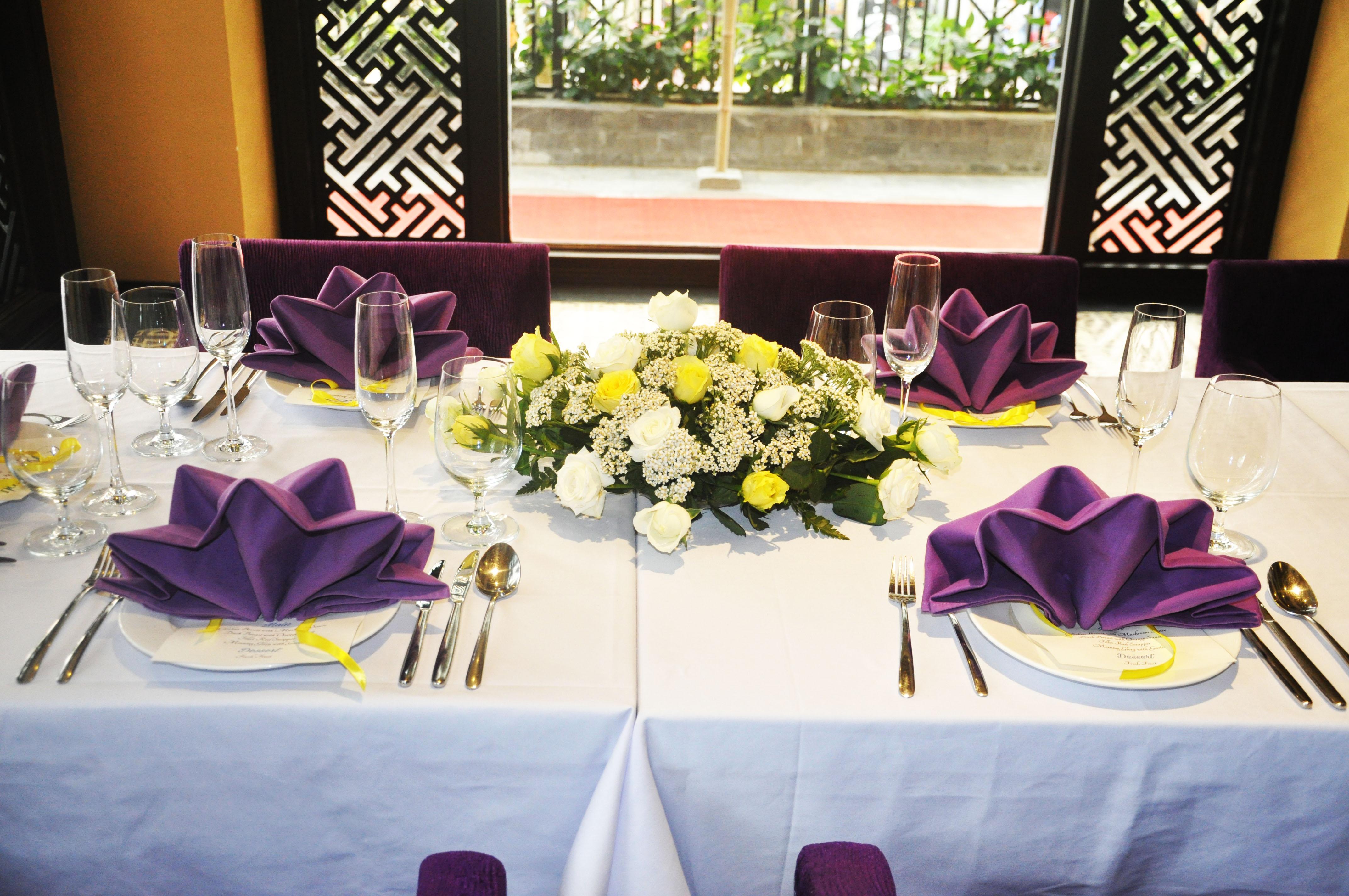 Royal Riverside Hoi An Hotel & Spa Экстерьер фото